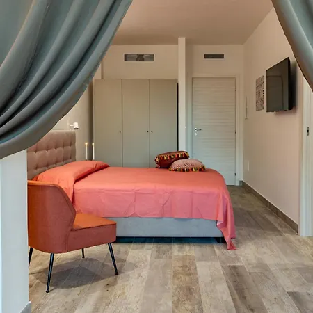 Specchia Luxury House カロヴィーニョ