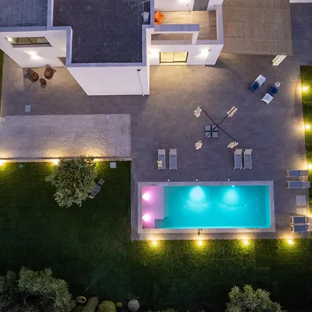 Specchia Luxury House
