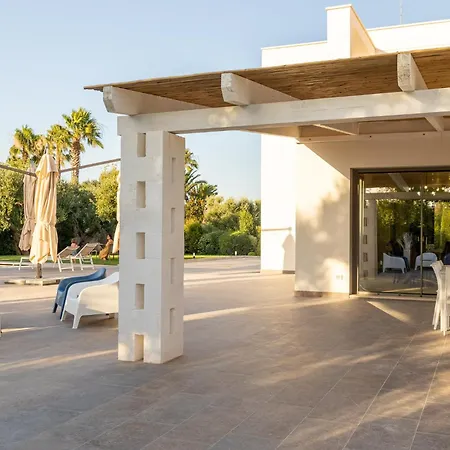 ヴィラ Specchia Luxury House *